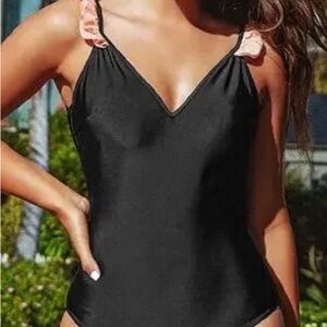 Cupshe Black Swimsuit with Pink Accent
